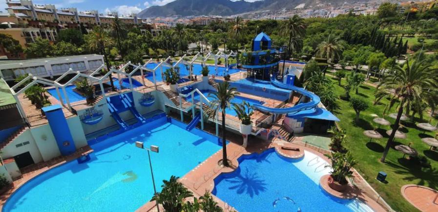 Benal Beach Suite, Parque Acuatico Y Vistas Al Mar Benalmadena Exterior photo