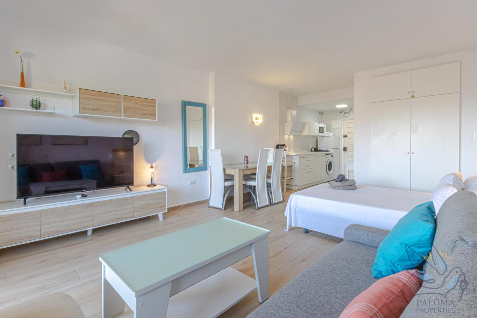 Benal Beach Suite, Parque Acuatico Y Vistas Al Mar Benalmadena Exterior photo