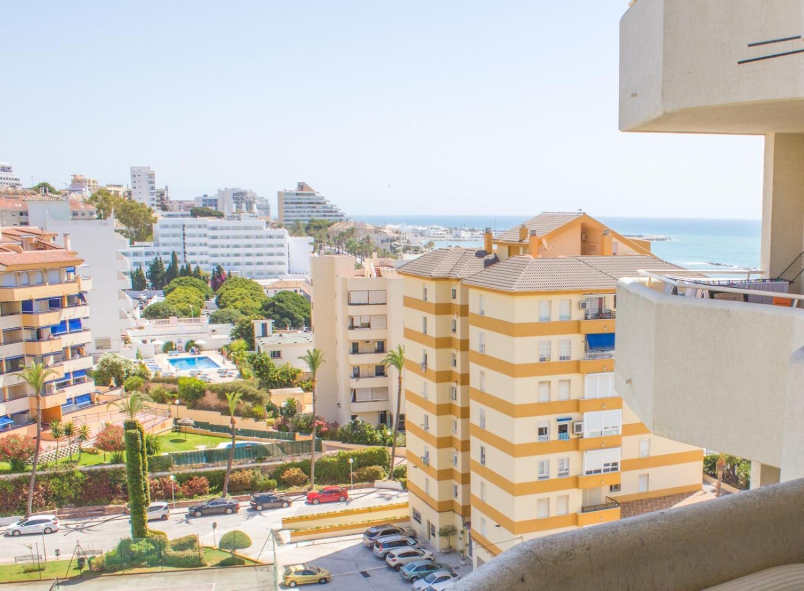 Benal Beach Suite, Parque Acuatico Y Vistas Al Mar Benalmadena Exterior photo
