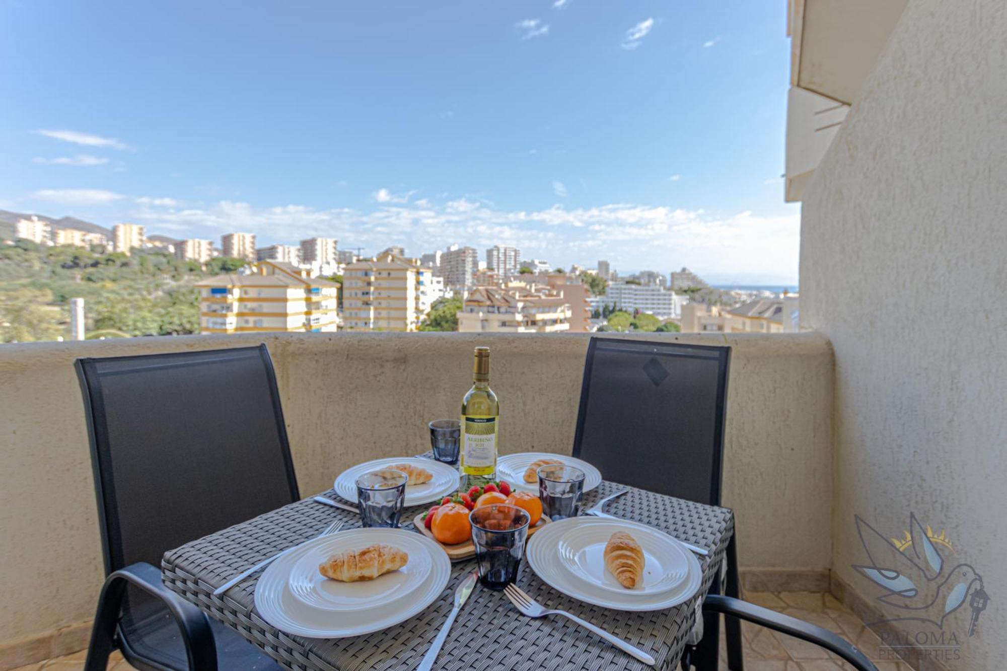 Benal Beach Suite, Parque Acuatico Y Vistas Al Mar Benalmadena Exterior photo