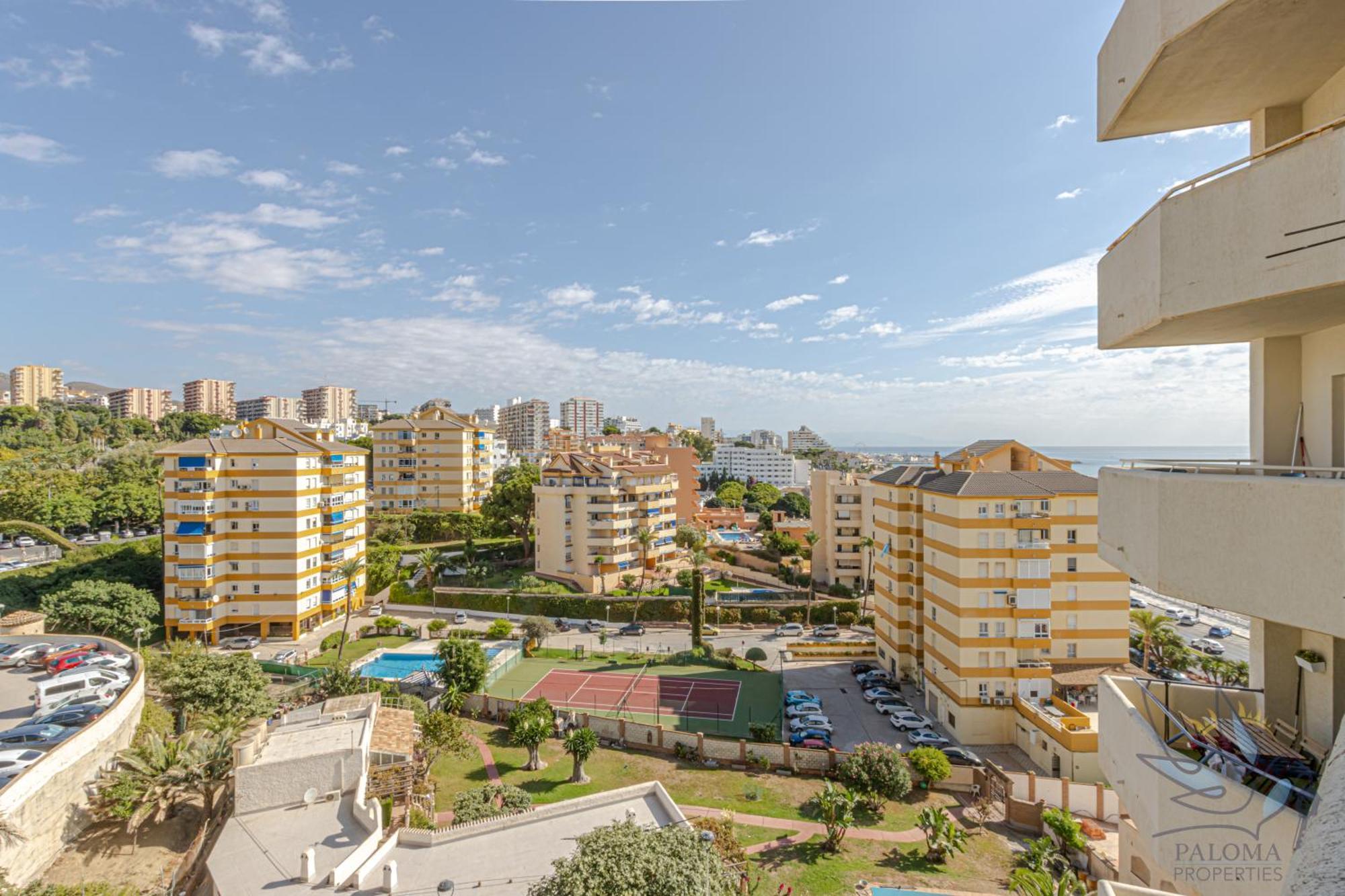 Benal Beach Suite, Parque Acuatico Y Vistas Al Mar Benalmadena Exterior photo